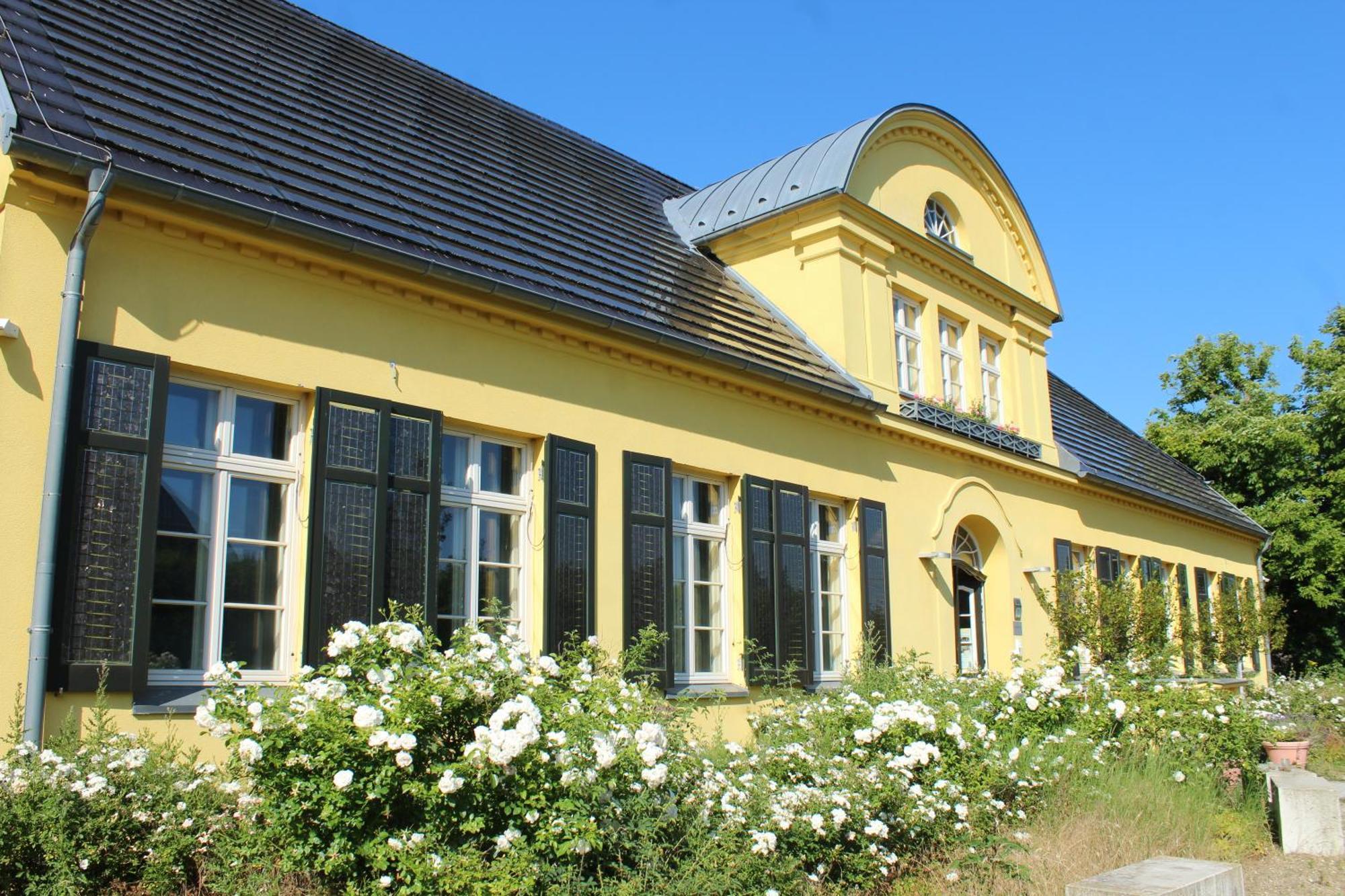 Gutshaus mit Seeblick - ökologisch&nachhaltig Lubow Exterior foto