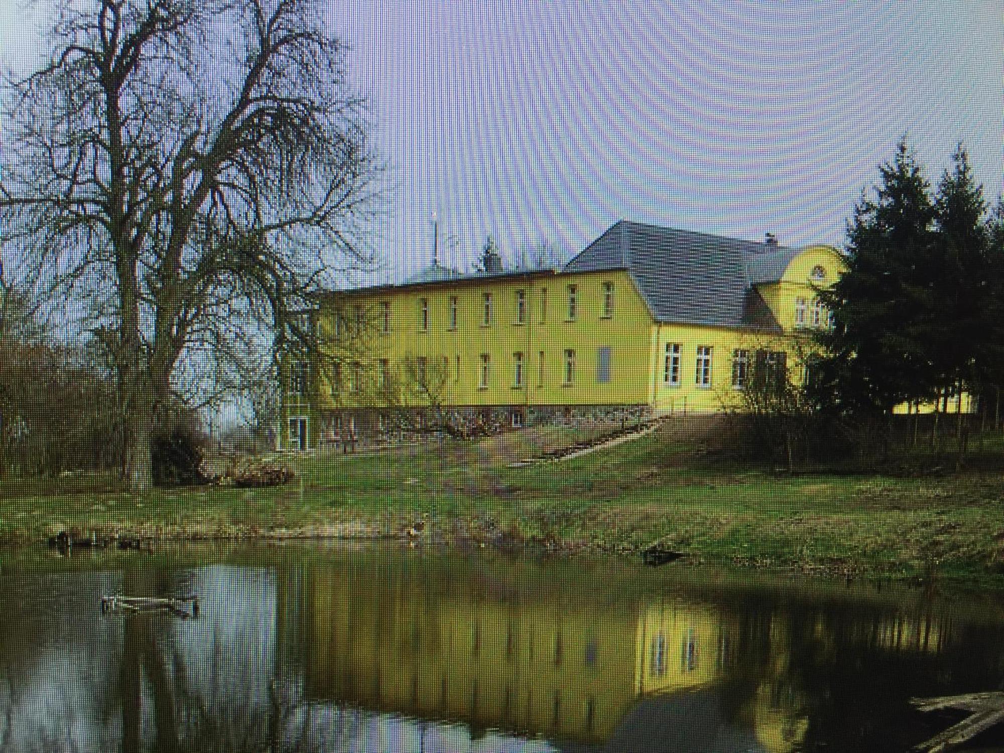 Gutshaus mit Seeblick - ökologisch&nachhaltig Lubow Exterior foto